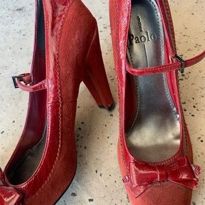 Red heels with bow and strap